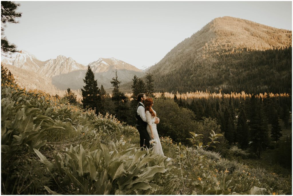 sawtooth mountains elopement session